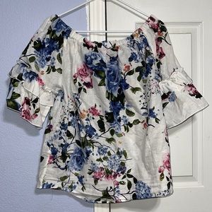 Floral Off the shoulders blouse